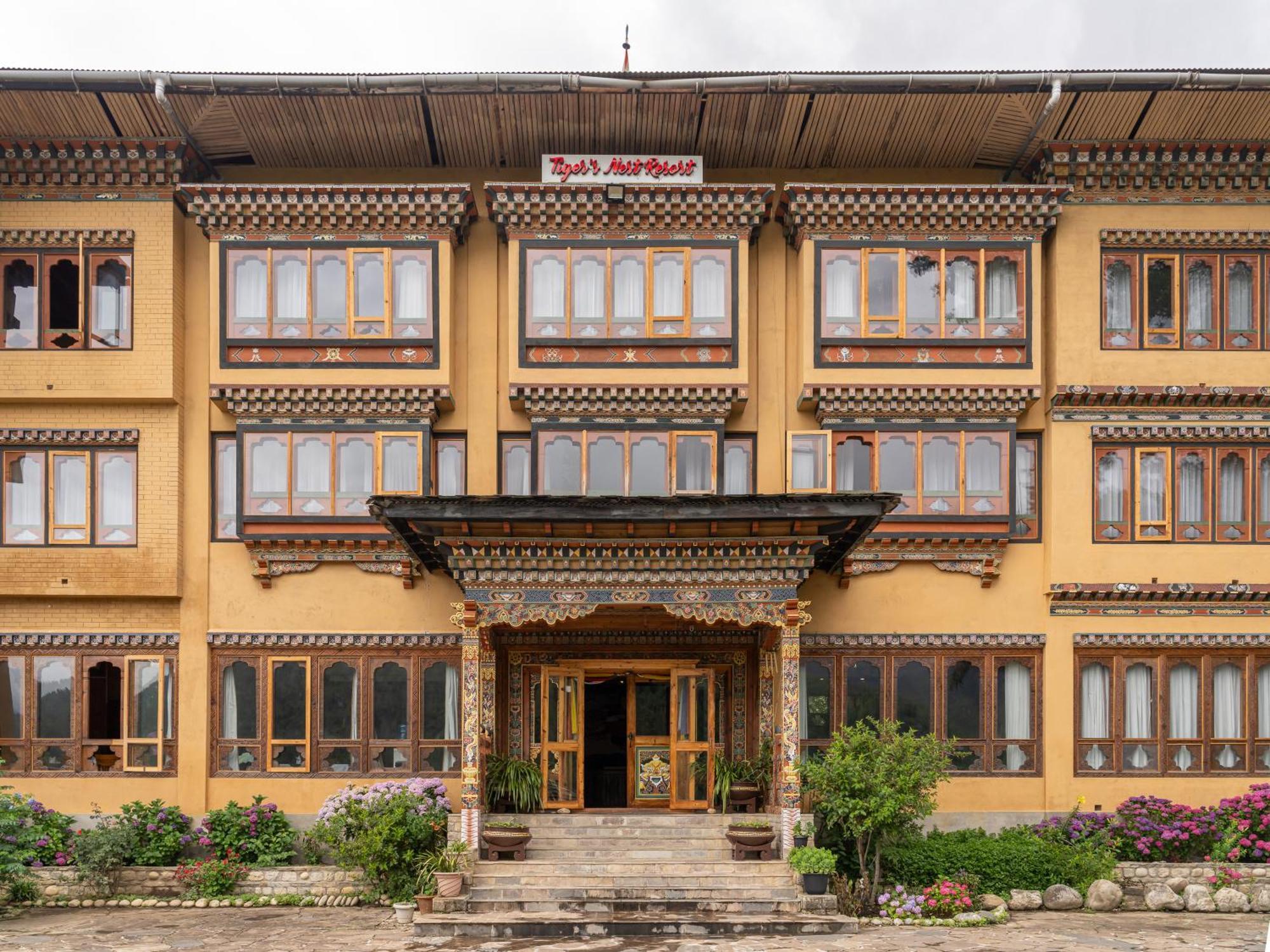 Tiger'S Nest Resort - Best Resort In Паро Экстерьер фото